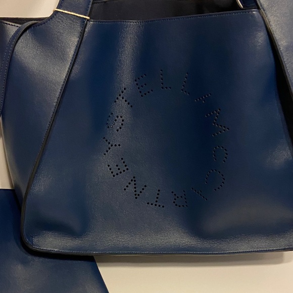 Stella McCartney Deep Blue Tote and Pouch Set vegan leather - Picture 2 of 11